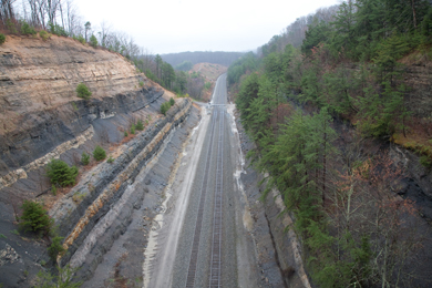 Railroad tracks show coal seams in the deeply cut hills in Pulaski County, Ky. Photo by Pat Arnow