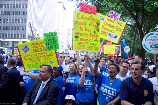 Teachers rally